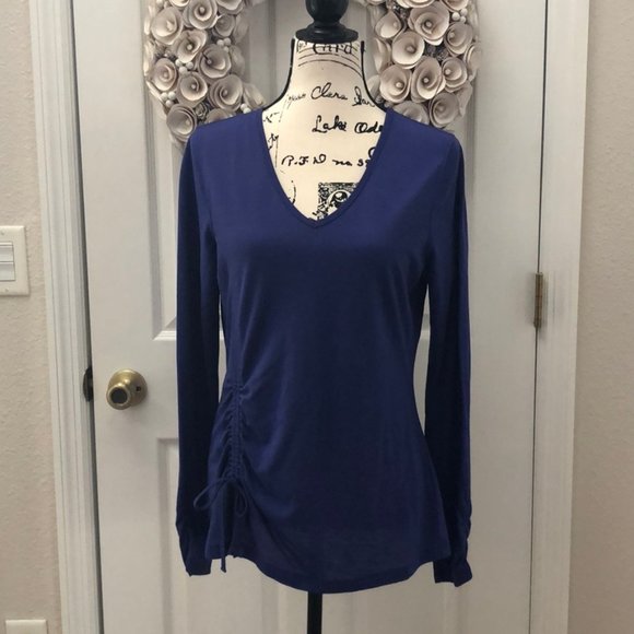 Athleta Tops - 🆕Athleta indigo light weight long sleeve vneck